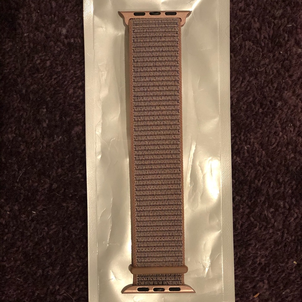 NWT 42MM Apple Watch Velcro in Pink Sand